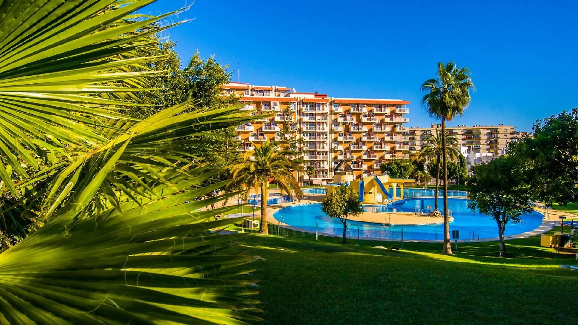 237 Minerva Apartamentos - PISCINA ABIERTA - EXCELENTE CONEXIÓN WIFI Málaga España