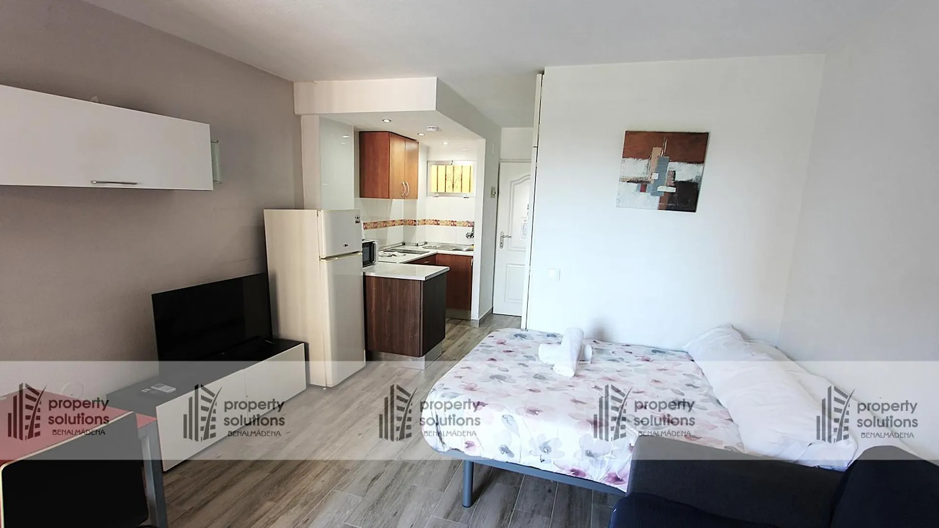237 Minerva Apartamentos - PISCINA ABIERTA - EXCELENTE CONEXIÓN WIFI Málaga 0*,  España